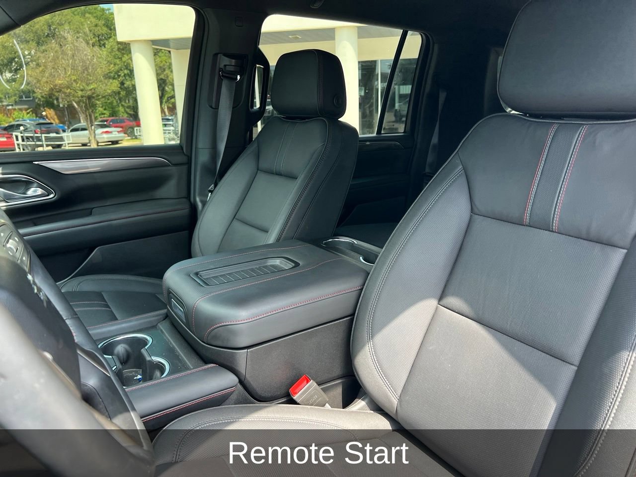 2024 Chevrolet Suburban RST - Photo 11