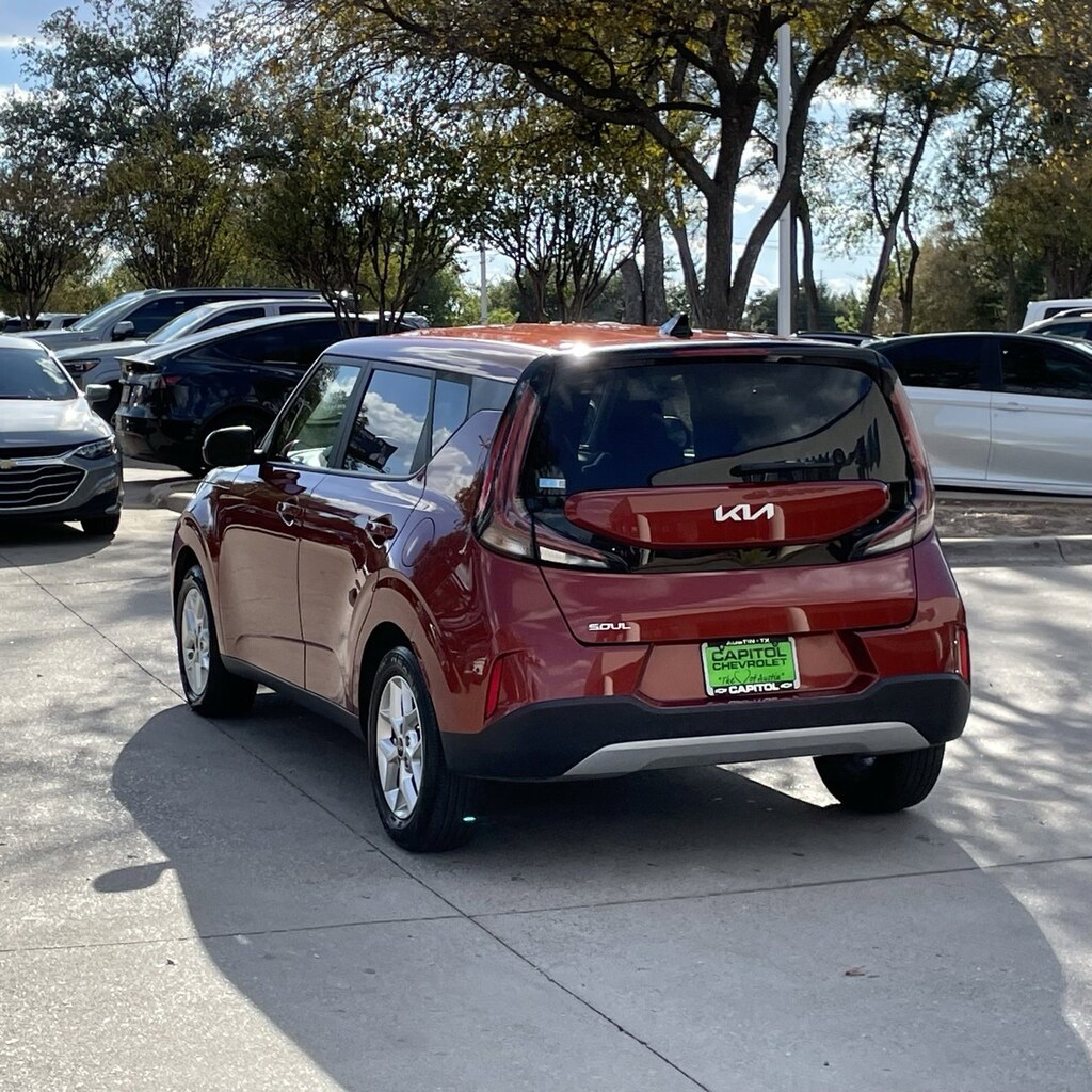 Used 2024 Kia Soul LX Hatchback
