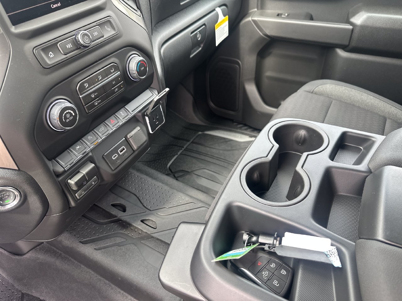 2026 Chevrolet Silverado 1500 Custom - Photo 27