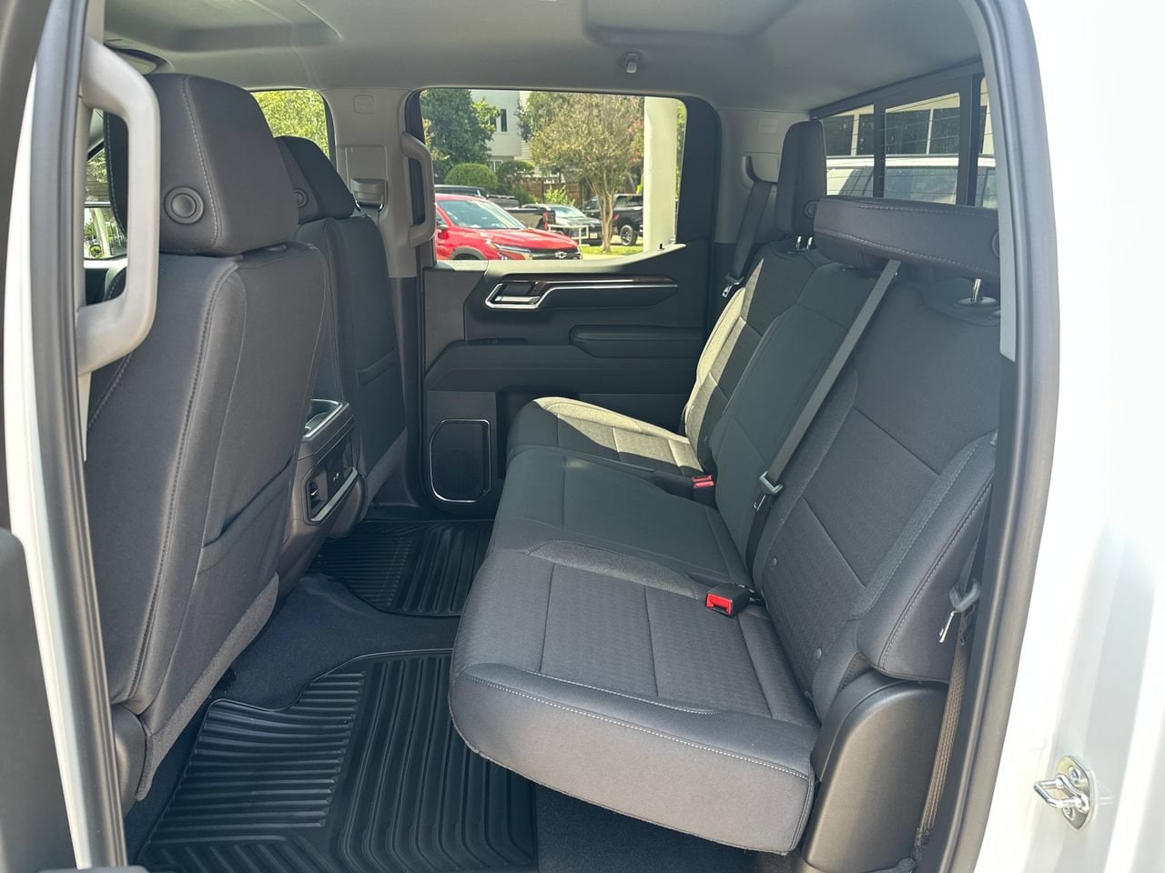 2026 Chevrolet Silverado 1500 LT - Photo 25