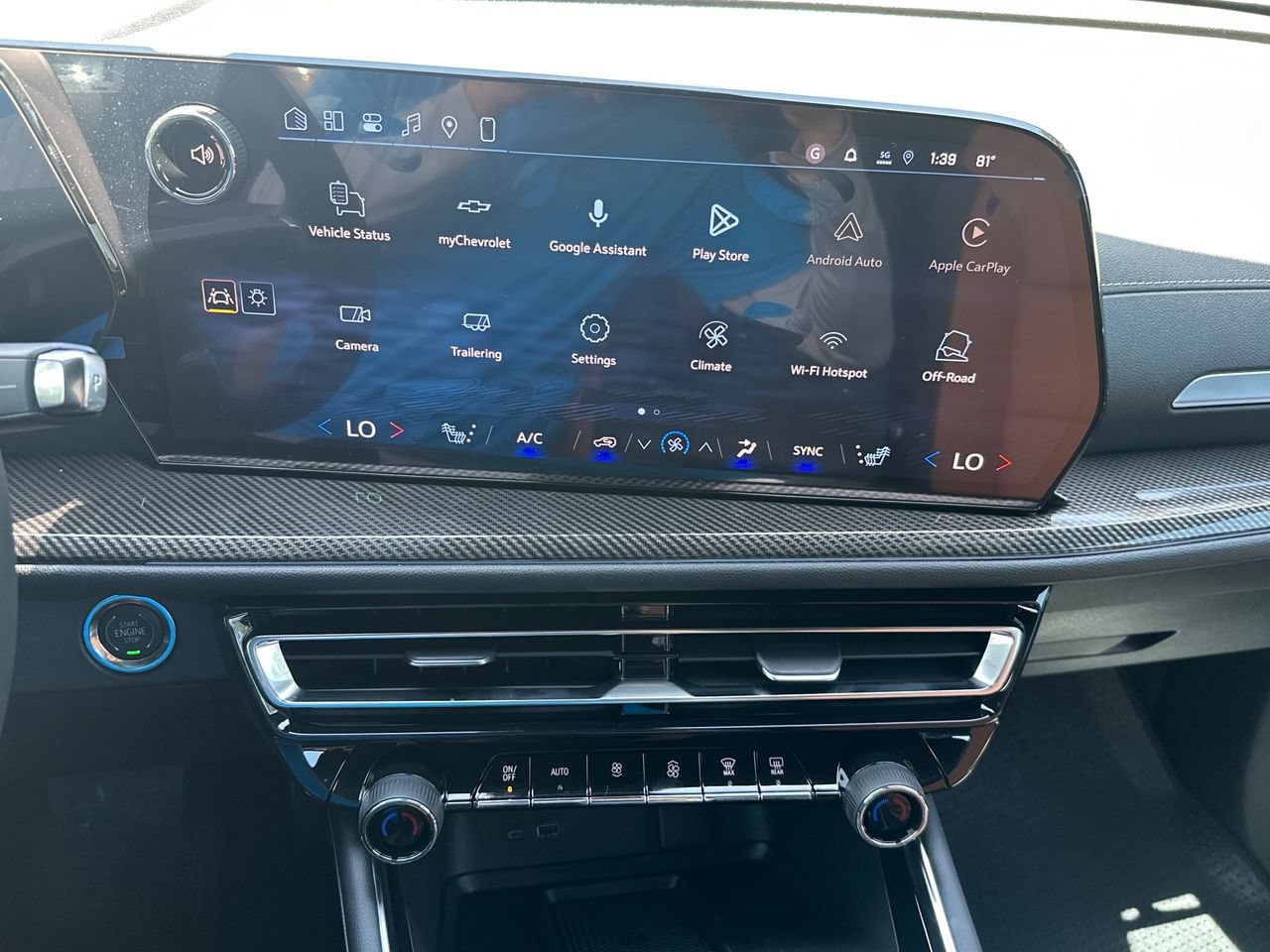 2027 Chevrolet Traverse Z71 SUV, photo 18