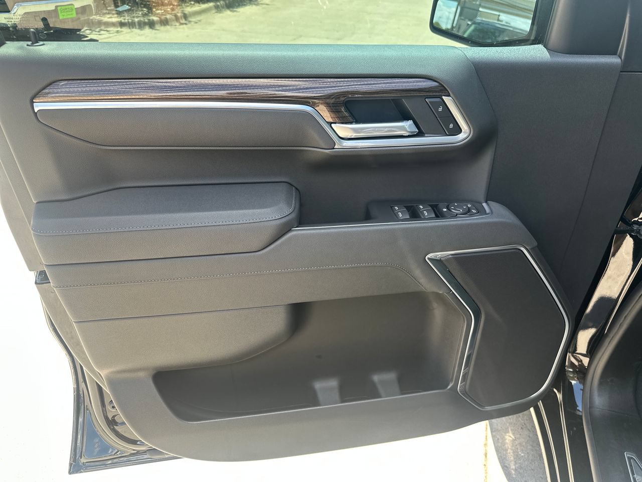 2026 Chevrolet Silverado 1500 LT - Photo 10