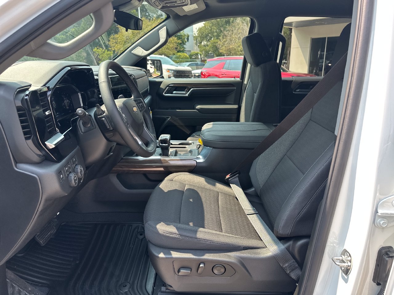2026 Chevrolet Silverado 1500 LT - Photo 17