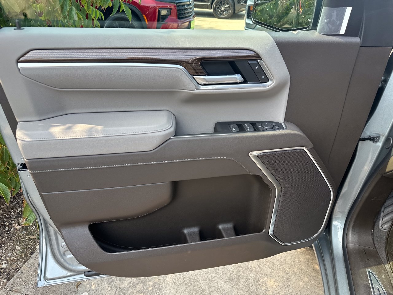 2026 Chevrolet Silverado 1500 LT - Photo 10