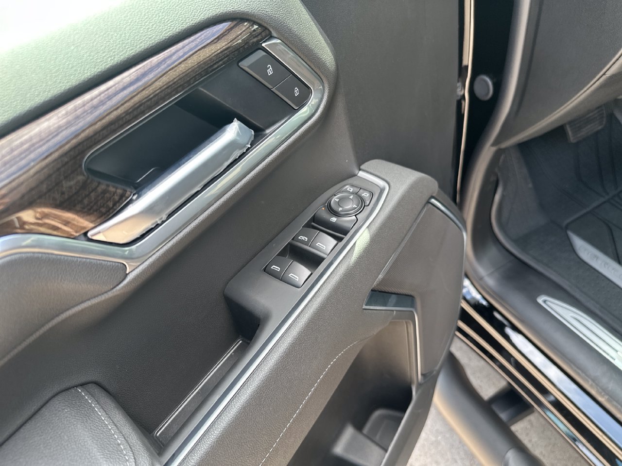 2026 Chevrolet Silverado 1500 RST - Photo 11