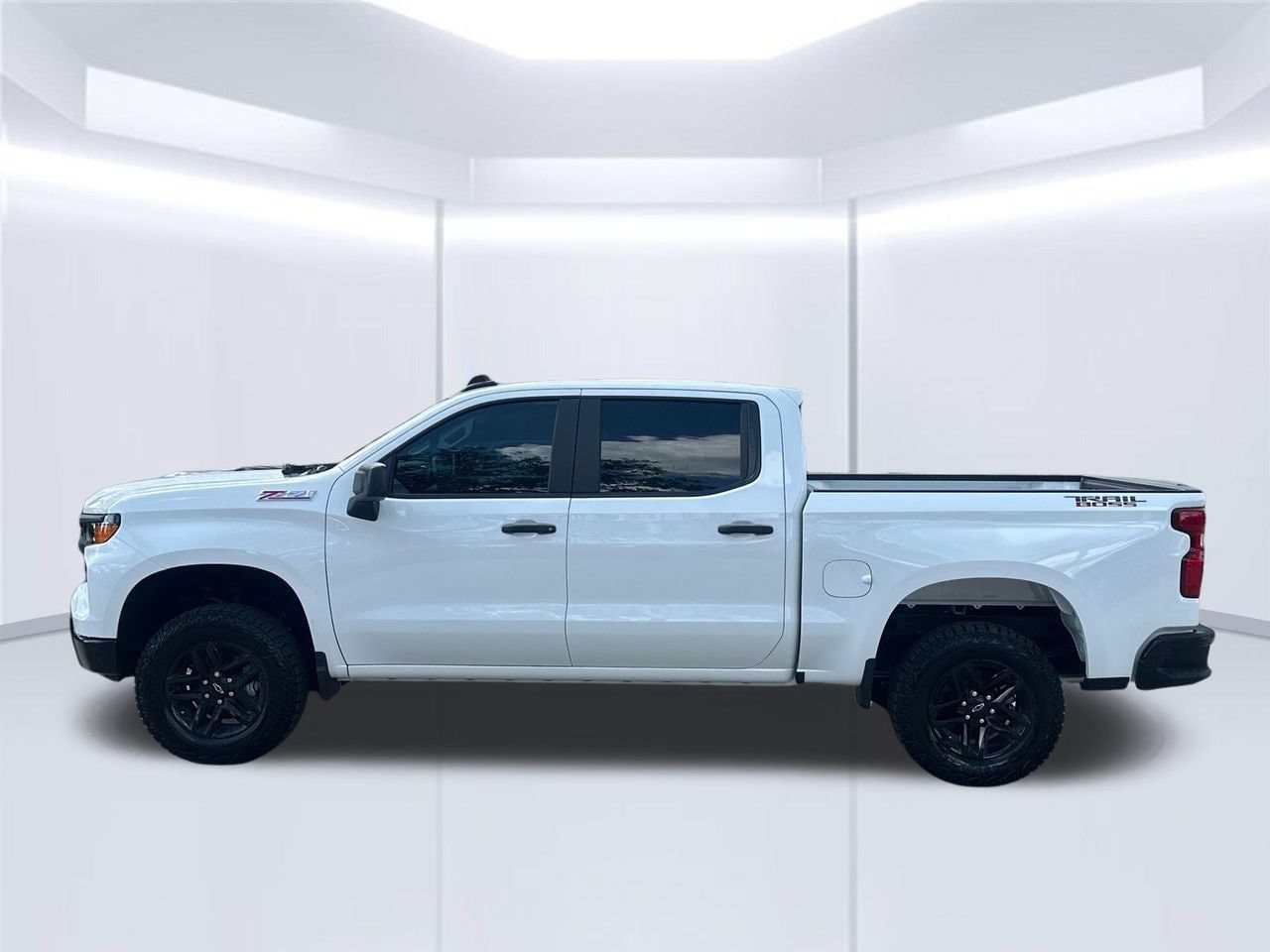 2026 Chevrolet Silverado 1500 Custom Trail Boss Truck, photo 2
