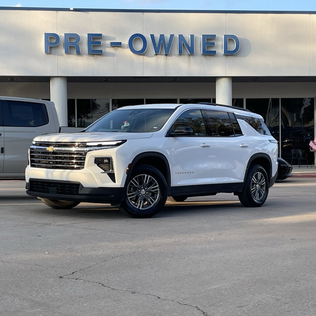 Certified 2025 Chevrolet Traverse LT SUV