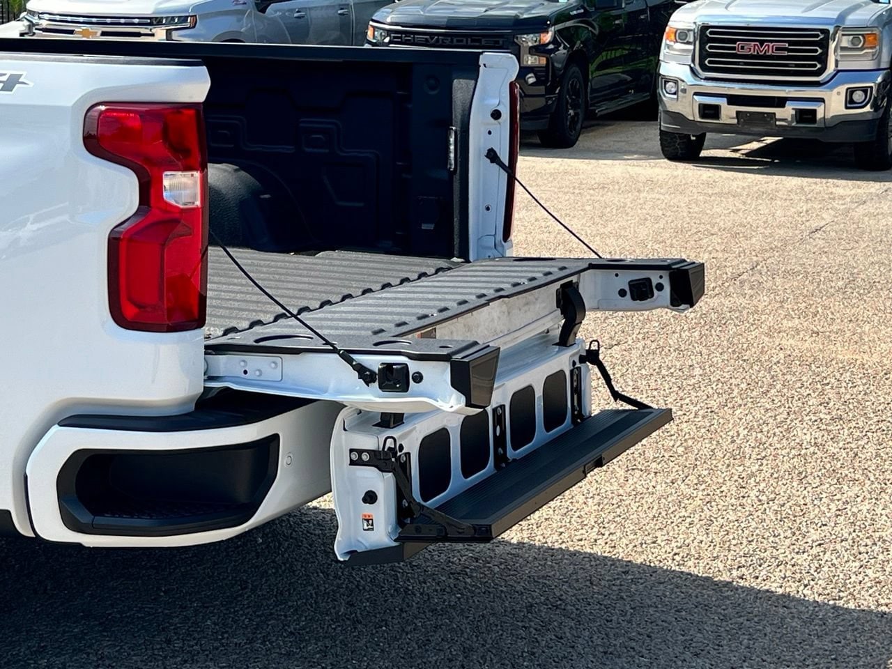 2026 Chevrolet Silverado 1500 RST - Photo 9