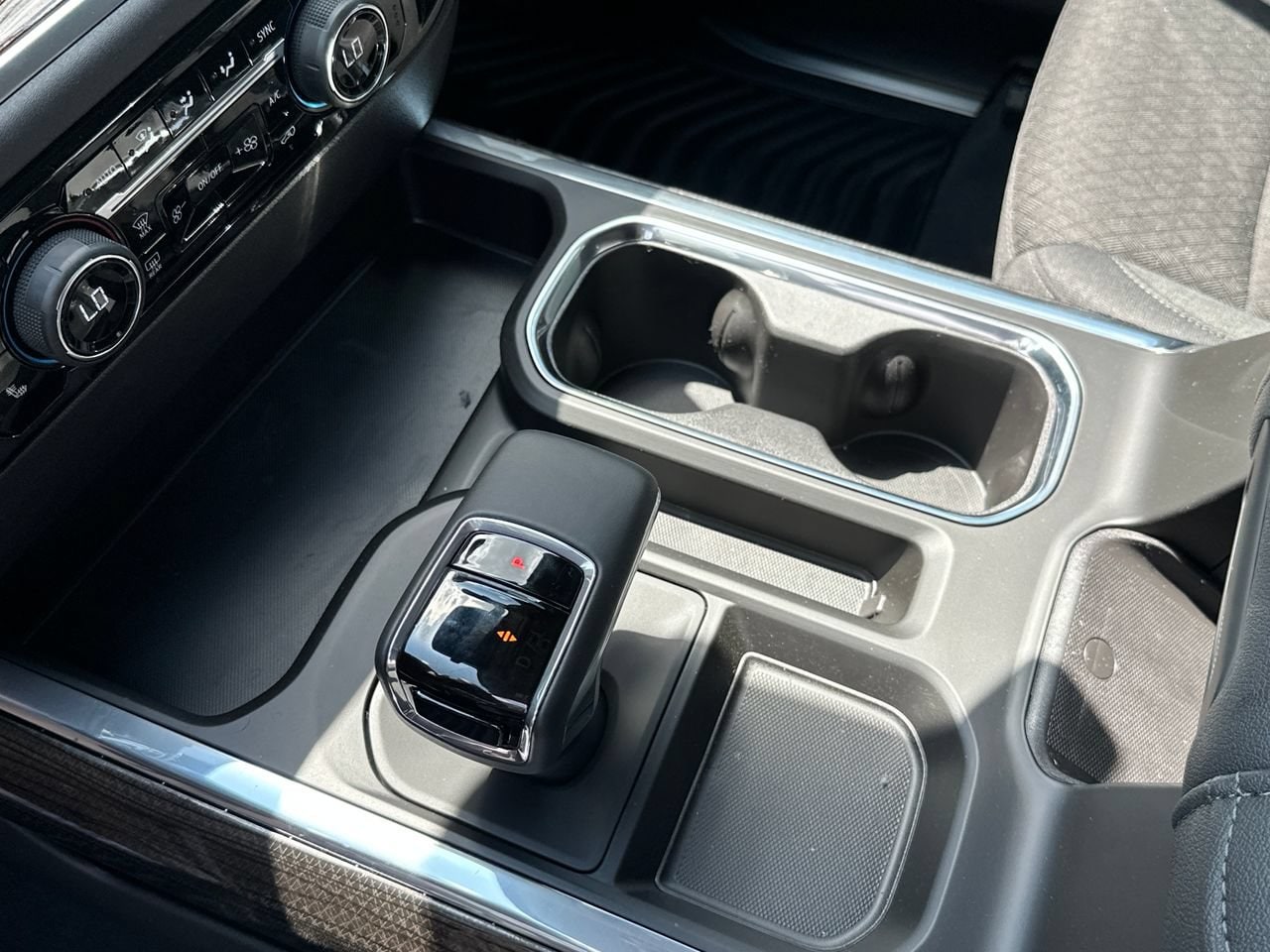 2026 Chevrolet Silverado 1500 LT Truck, photo 25