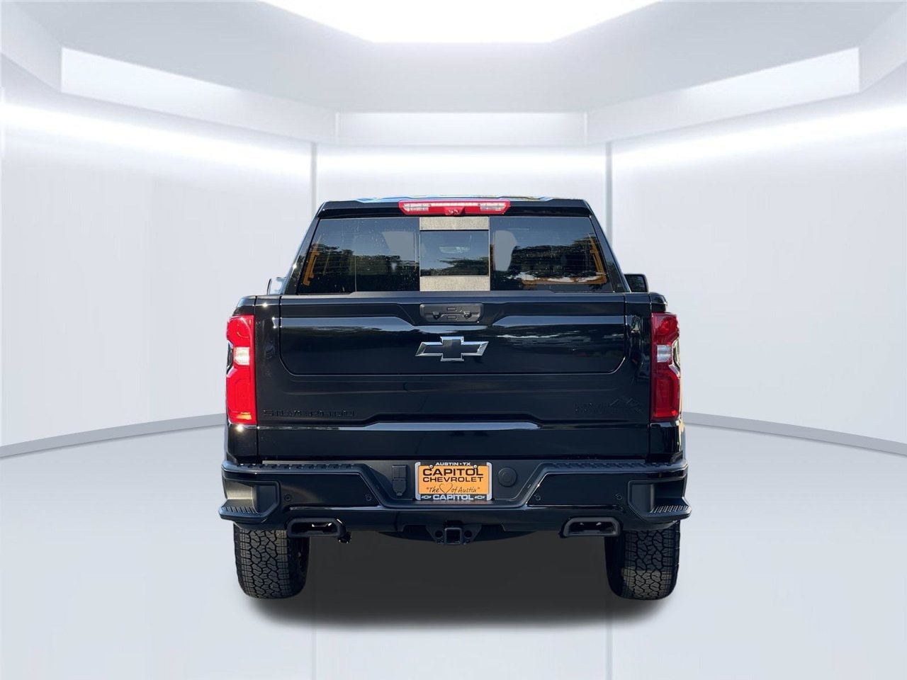 2026 Chevrolet Silverado 1500 High Country - Photo 4