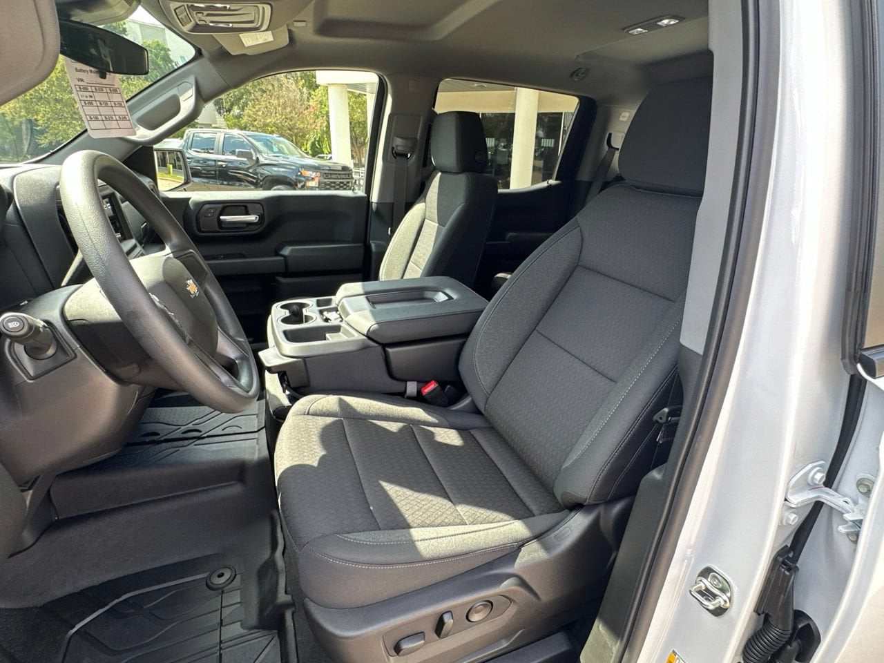 2026 Chevrolet Silverado 1500 Custom - Photo 9