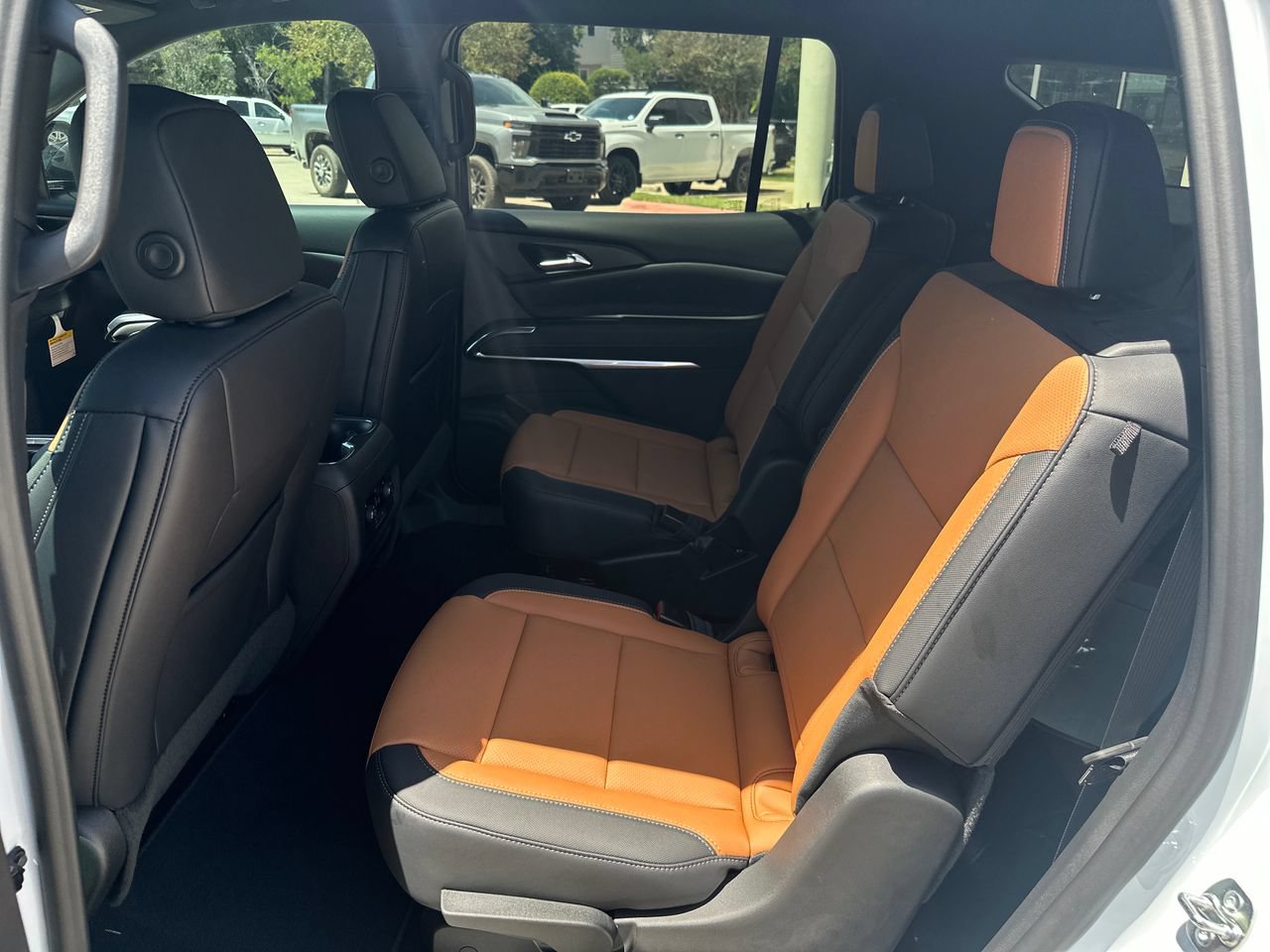 2027 Chevrolet Traverse Z71 SUV, photo 28