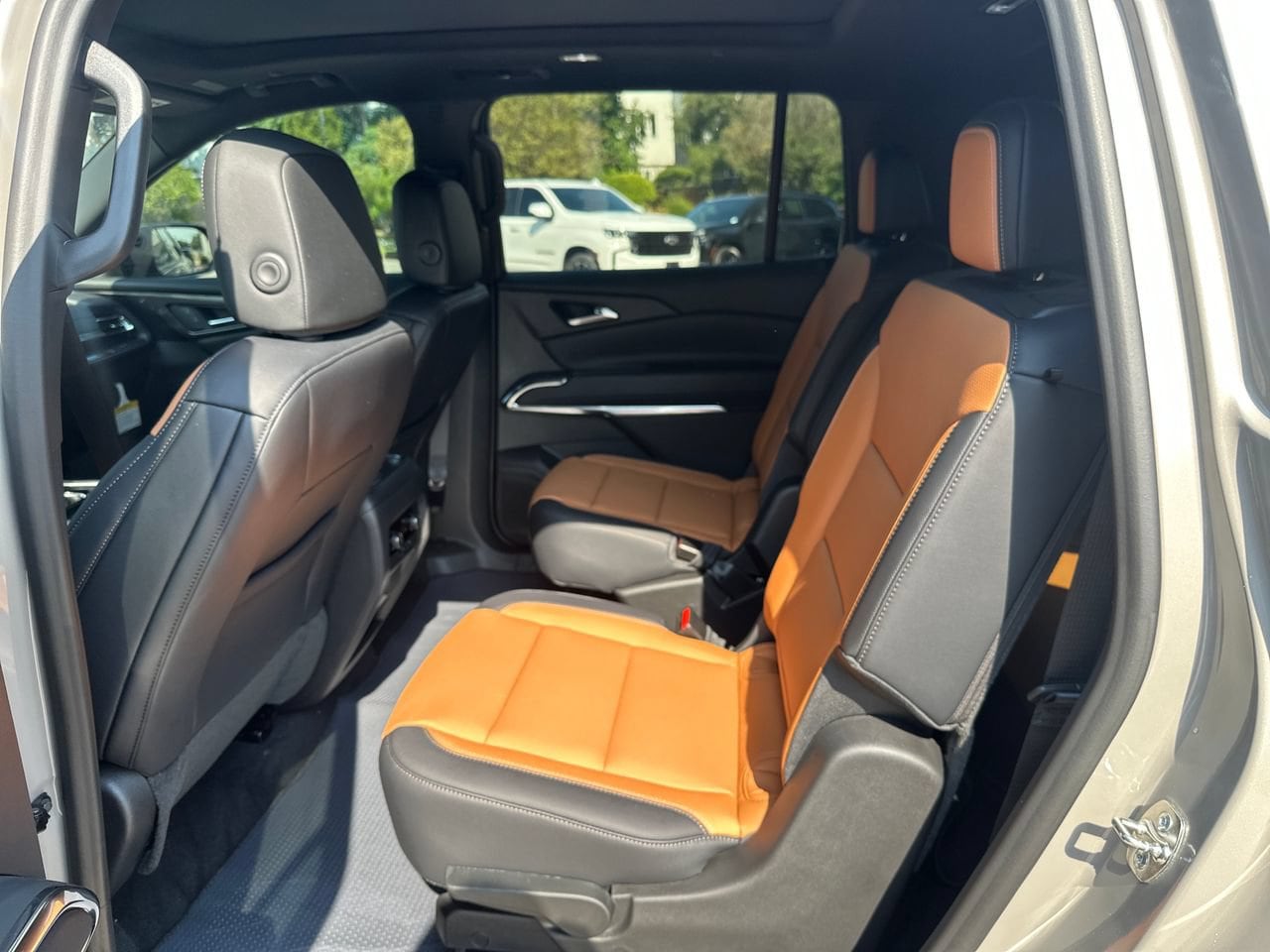 2027 Chevrolet Traverse Z71 SUV, photo 28