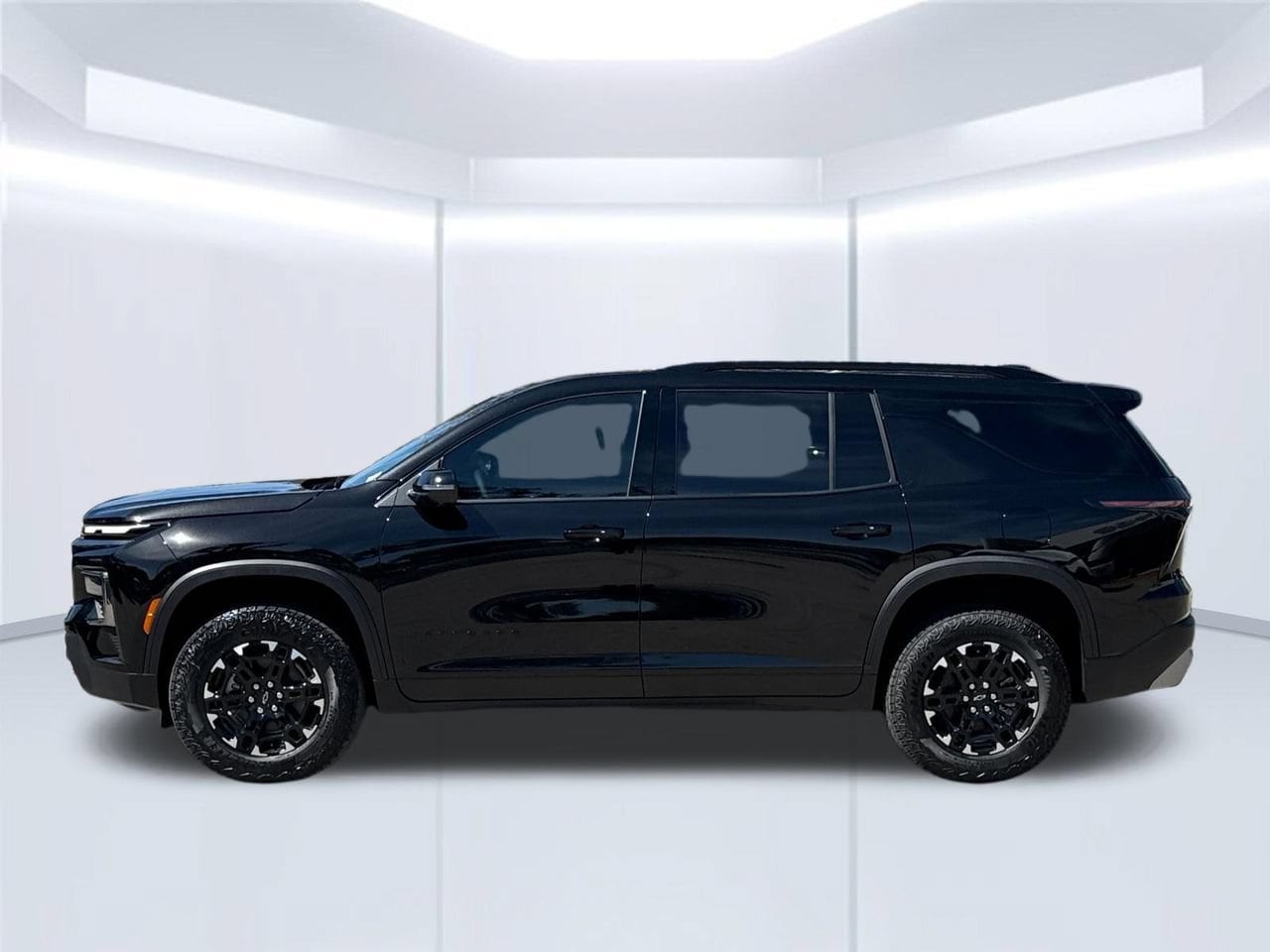 2027 Chevrolet Traverse Z71 SUV, photo 3