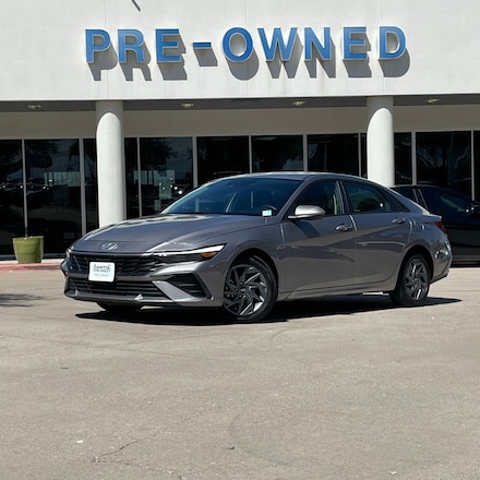 2024 Hyundai Elantra SEL Sedan