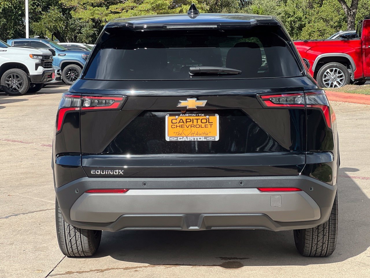 2027 Chevrolet Equinox LT SUV, photo 5