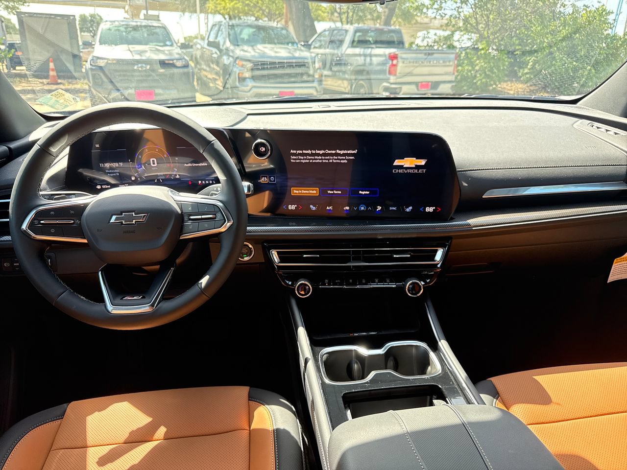 2027 Chevrolet Traverse Z71 SUV, photo 13