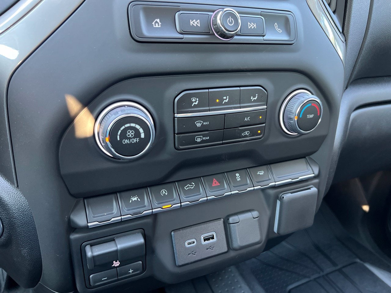 2026 Chevrolet Silverado 1500 Custom - Photo 23