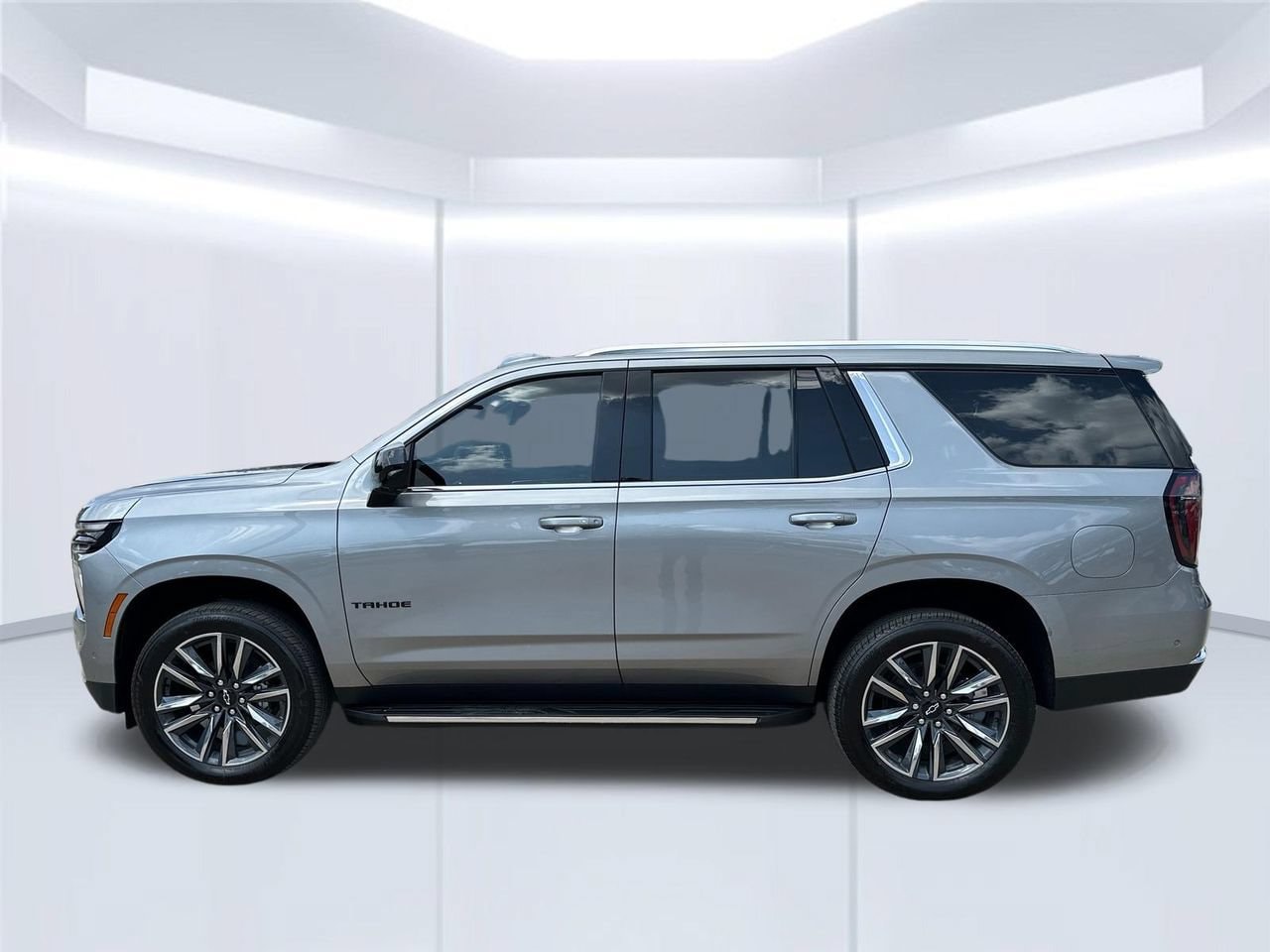 2026 Chevrolet Tahoe LS SUV, photo 3