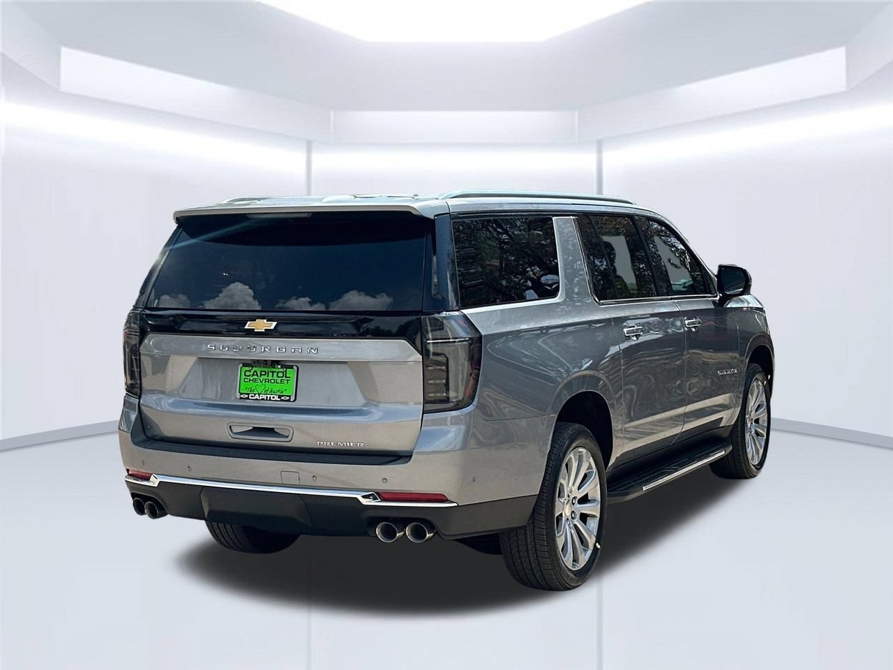 2026 Chevrolet Suburban Premier SUV, photo 6