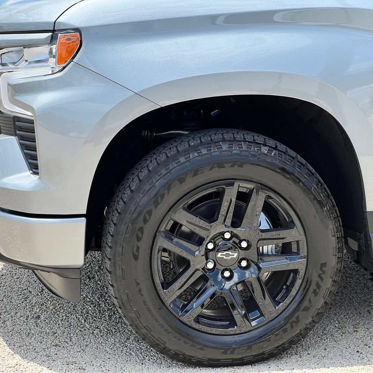 2026 Chevrolet Silverado 2500 HD LT Truck, photo 3