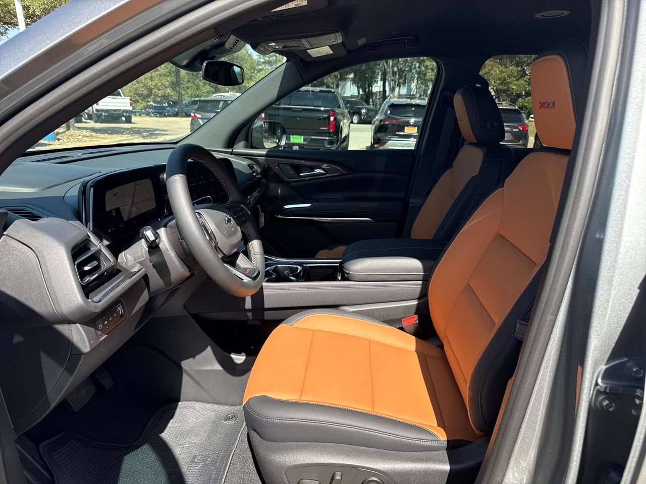 2027 Chevrolet Traverse Z71 SUV, photo 9