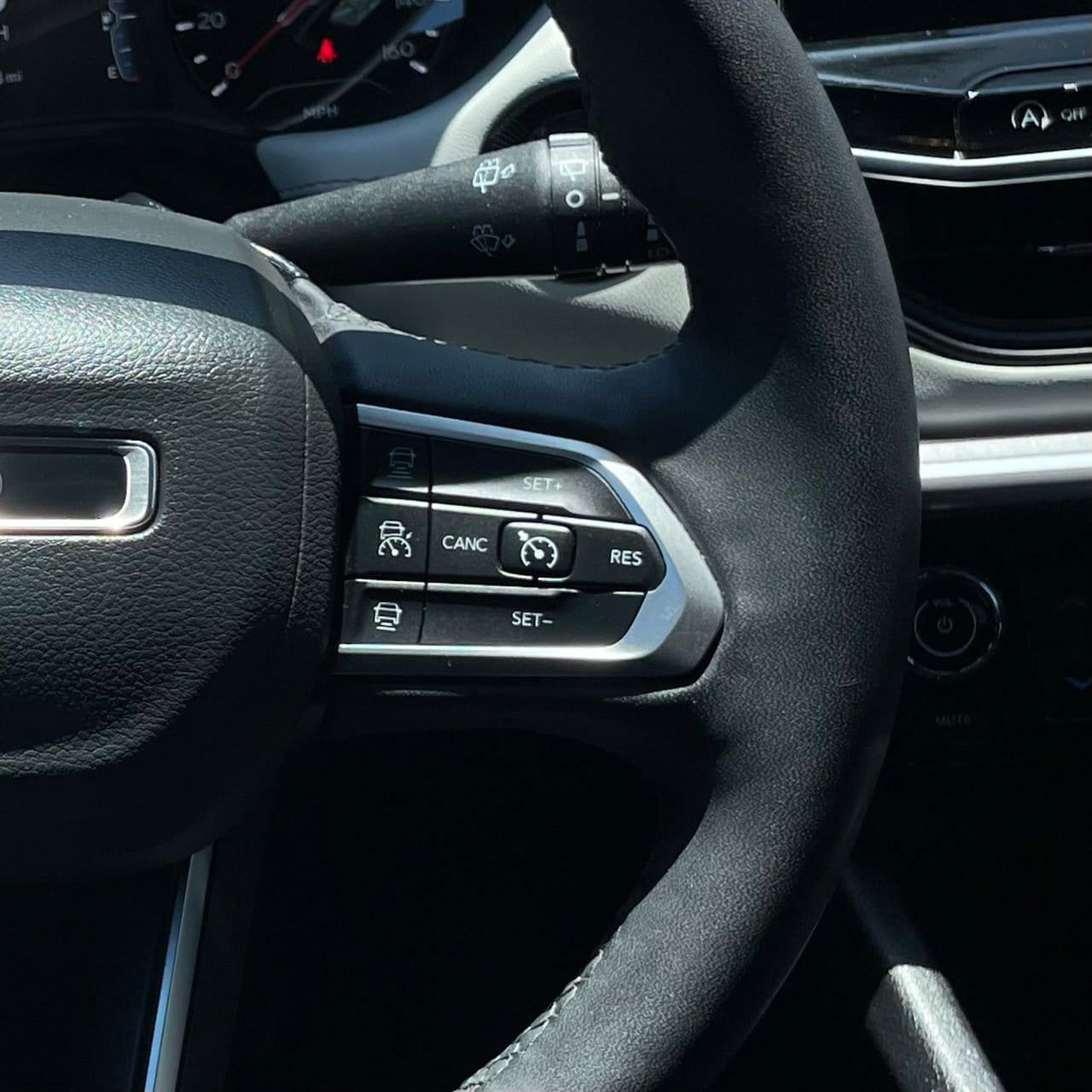 2025 Jeep Compass Limited - Photo 15
