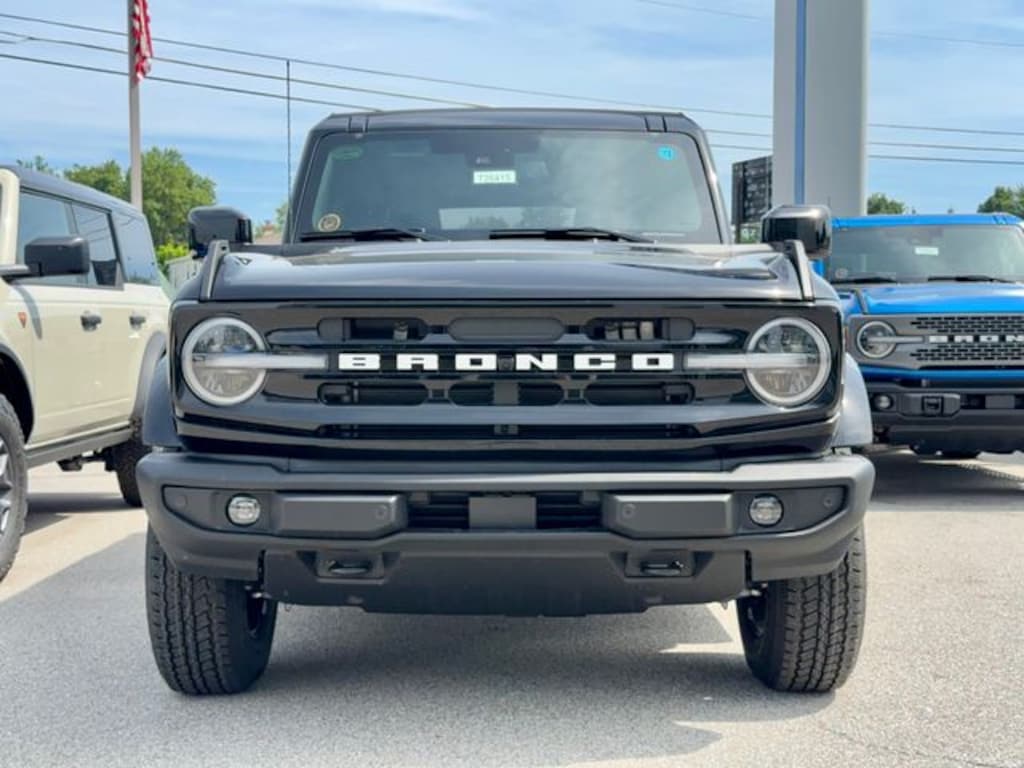 New 2026 Ford Bronco Outer Banks SUV