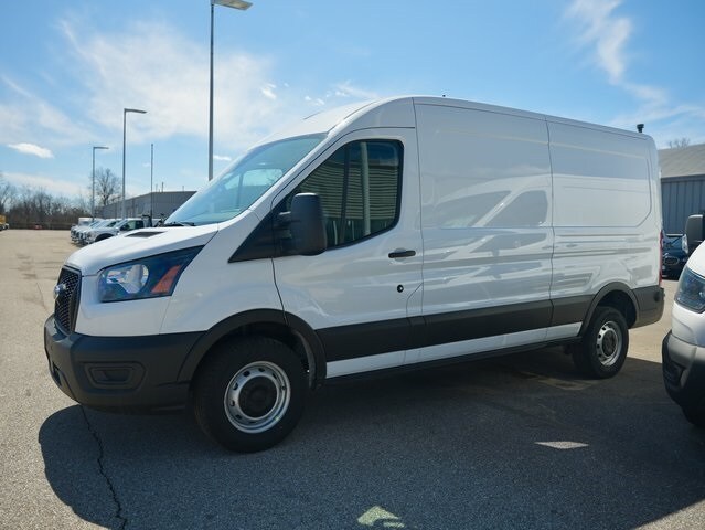 2025 Ford Transit photo 3