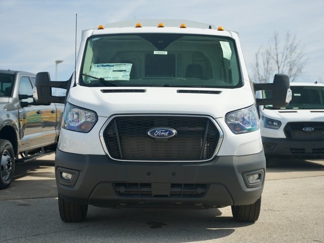 2024 Ford Transit Cutaway Base's photo