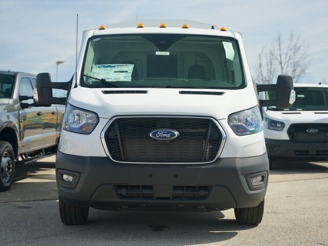 2024 Ford Transit photo 2