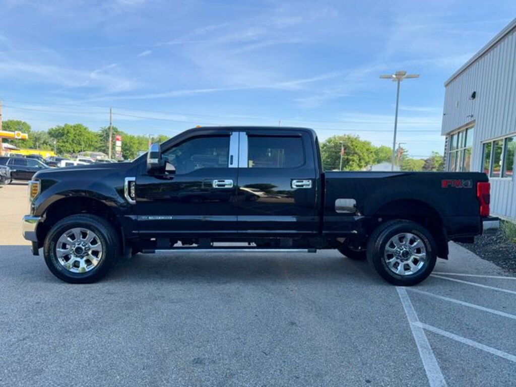 Used 2019 Ford F-250SD Lariat Truck
