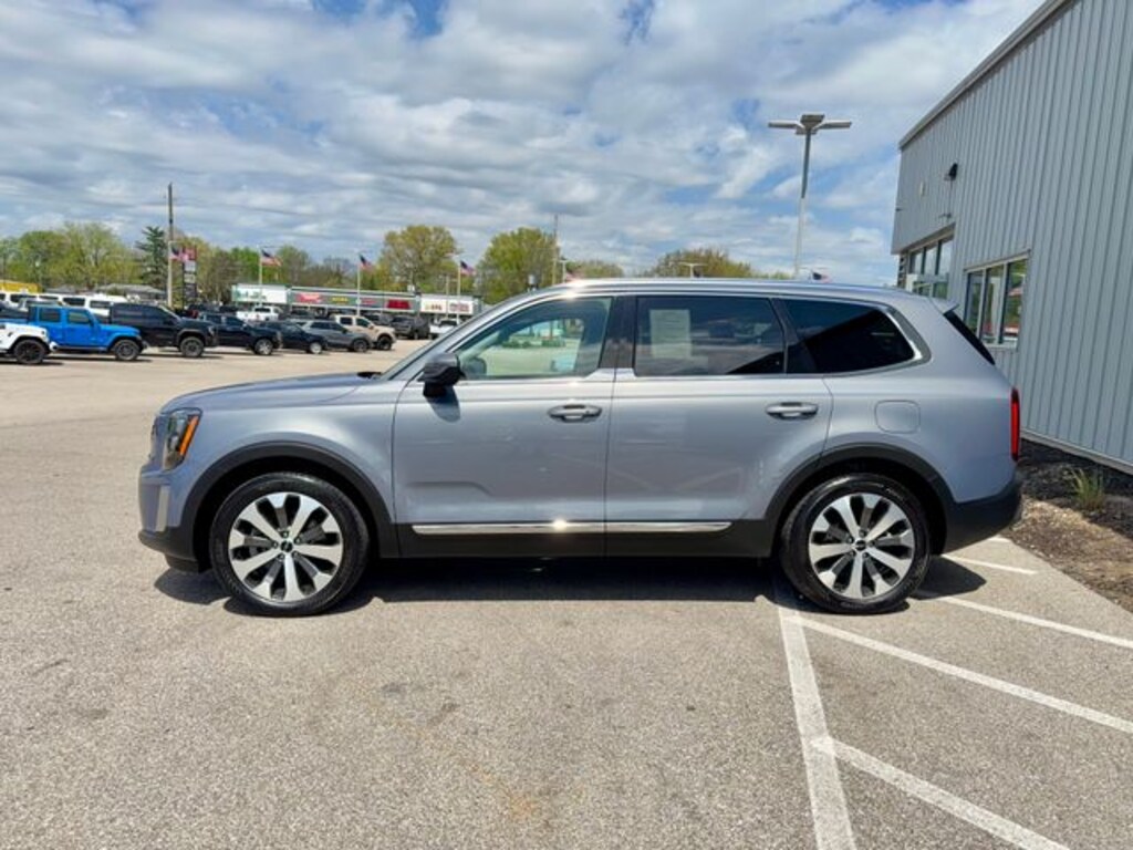 Used 2022 Kia Telluride EX SUV