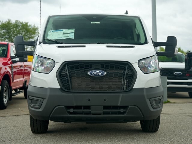 2025 Ford Transit photo 2