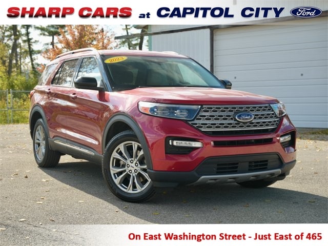 2023 Ford Explorer Limited's photo