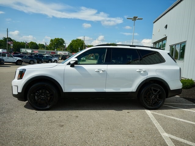 2024 Kia Telluride EX X-Line photo 3