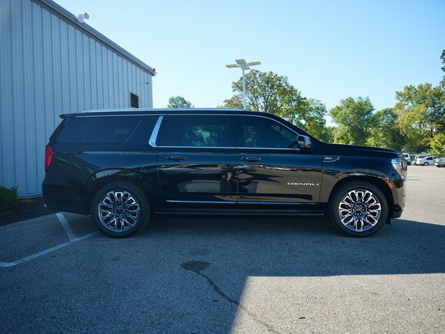 2023 GMC Yukon XL Denali Ultimate - Photo 7