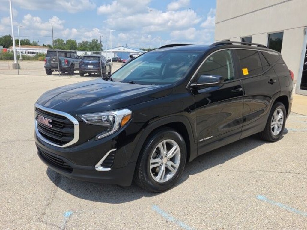 Used 2021 GMC Terrain SLE SUV
