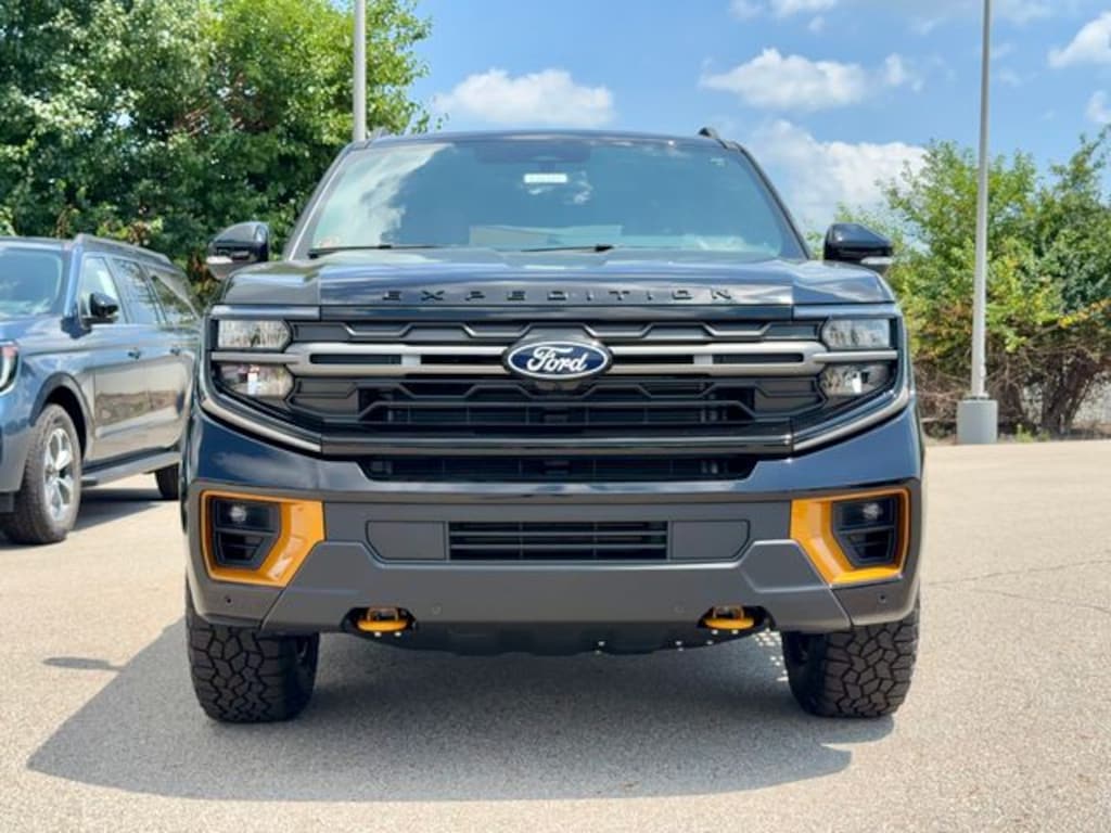 New 2027 Ford Expedition Tremor SUV