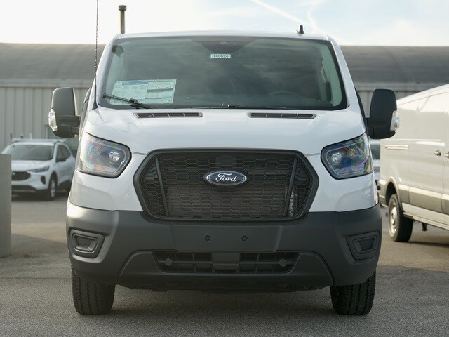 2024 Ford Transit photo 2