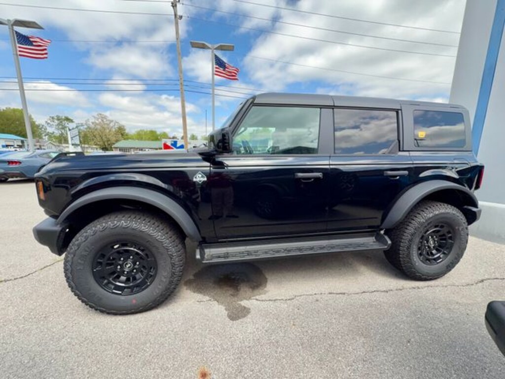 New 2026 Ford Bronco Outer Banks SUV