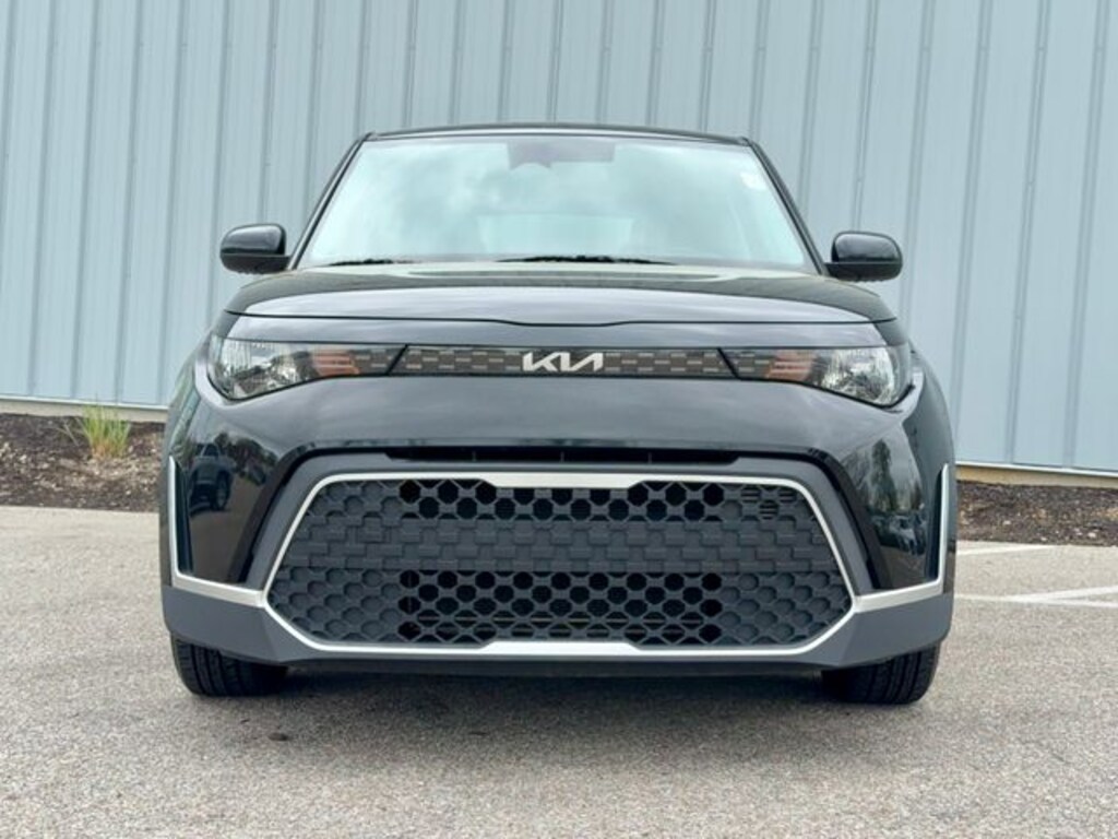 Used 2023 Kia Soul LX Hatchback