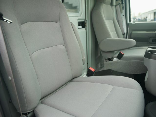 2025 Ford E-Series Cutaway Base - Photo 9