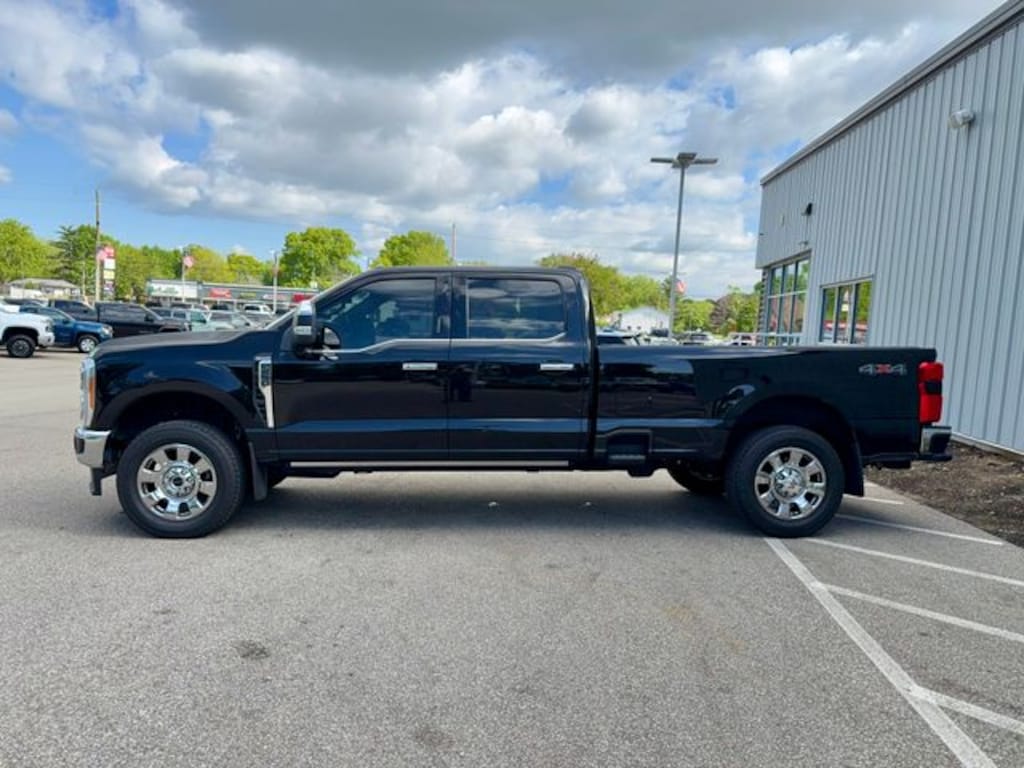 Used 2023 Ford F-250SD King Ranch Truck