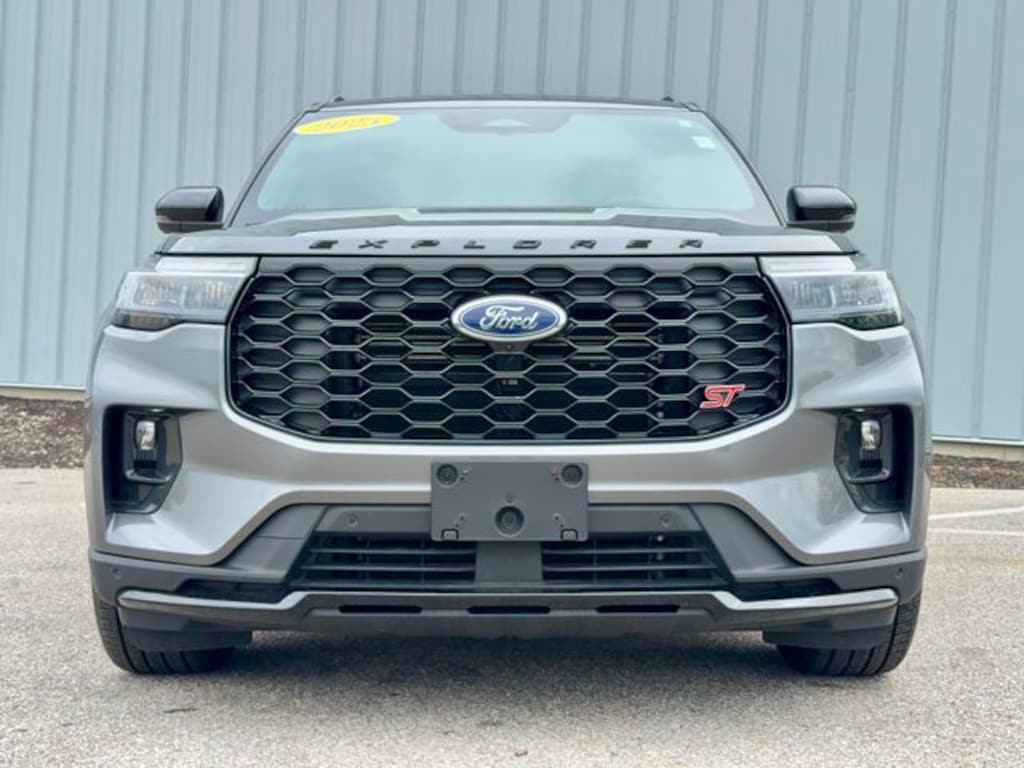 Used 2025 Ford Explorer ST SUV