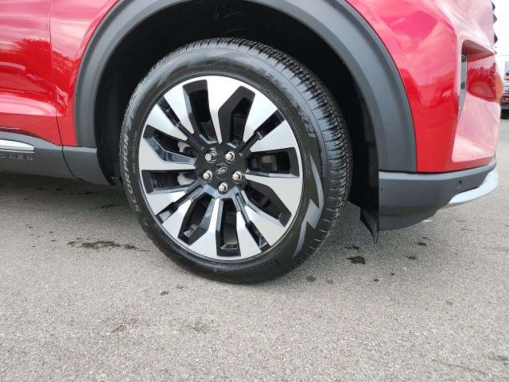 New 2026 Ford Explorer Platinum SUV