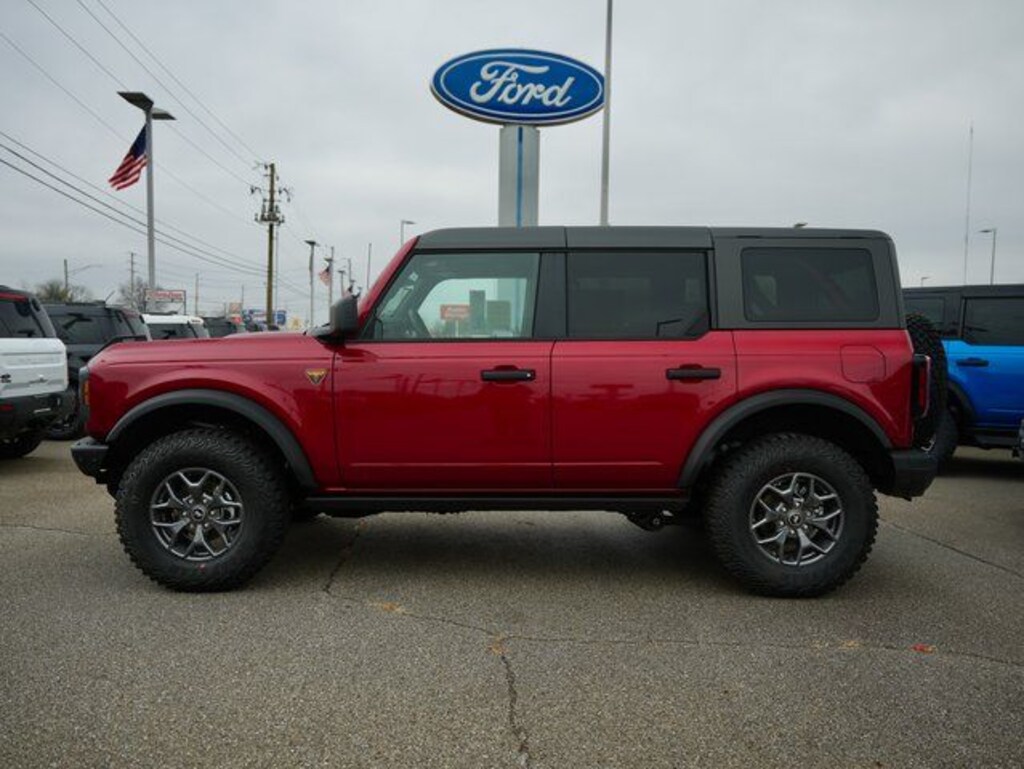 New 2025 Ford Bronco Badlands SUV
