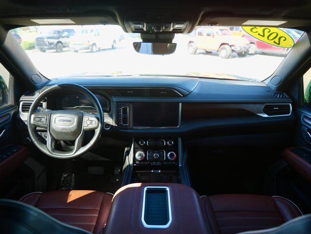 2023 GMC Yukon XL Denali Ultimate - Photo 15