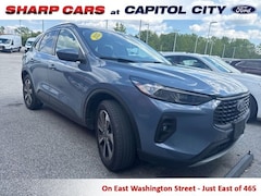 2025 Ford Escape Platinum SUV