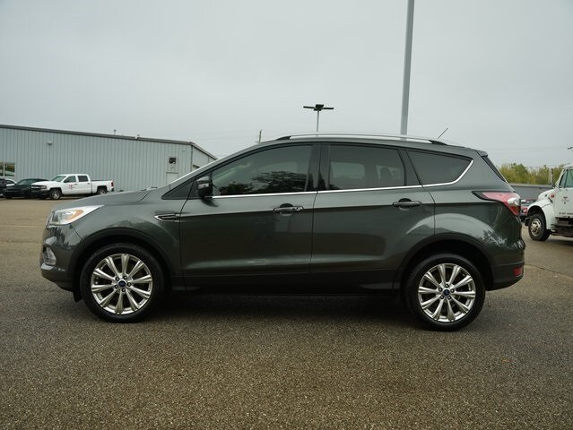 2017 Ford Escape Titanium photo 3